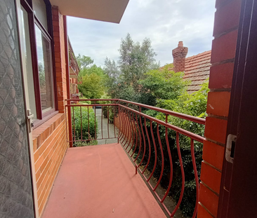 10 / 54 Tennyson Street, ELWOOD - Photo 1