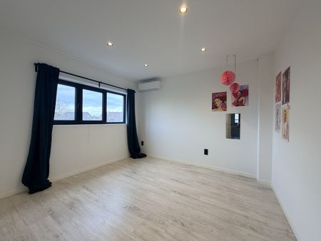 Volledig gerenoveerde woning met tuin en vier slaapkamers nabij centrum Melsele - Marcel Vastgoed - Photo 5