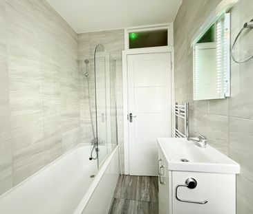 Room in a Shared House, Henchman St, W12 - Photo 1