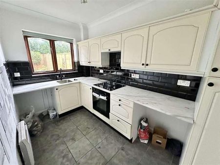 Library Mews, Shillito Road, Parkstone, Poole, BH12 - Photo 4