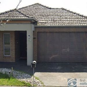 39 Everly Circuit, Pakenham - Photo 3