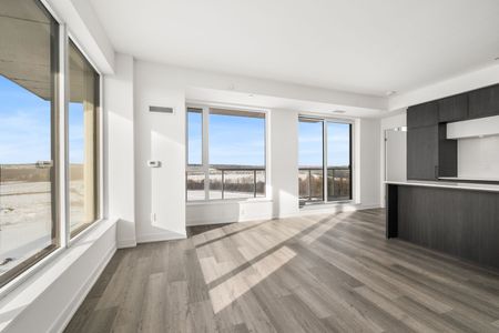 For Lease - 2 David Eyer Drive Unit# 1325, Richmond Hill, Ontario - Photo 5