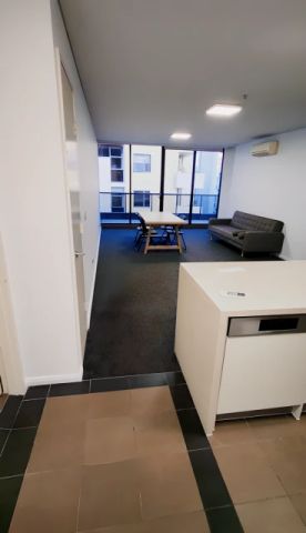 26 Danks Street, Sydney - Photo 2