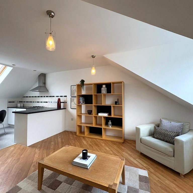 1 bedroom flat to rent - Photo 1