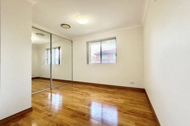 4/6 Duke Street, Campsie. - Photo 1