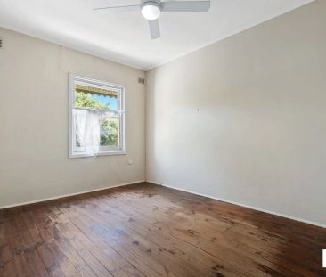 Spacious & Practical Living in Convenient Elizabeth East - Photo 1