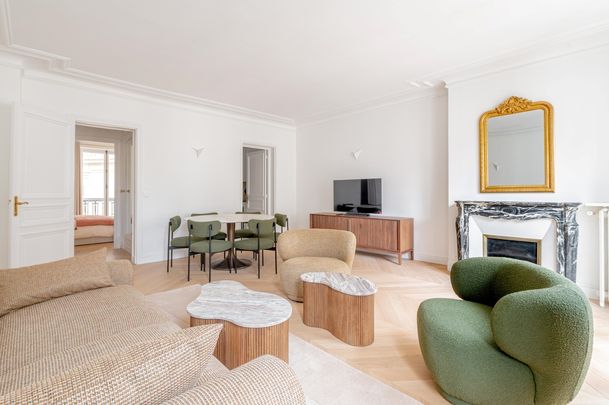 Appartement à louer Avenue de l'Opéra, Paris 1er - Photo 1