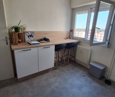 Location Appartement 2 pièces 45m² LE CREUSOT 71200 - Photo 6