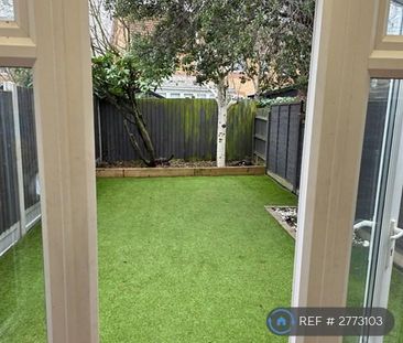 2 bedroom terraced house to rent - Photo 4