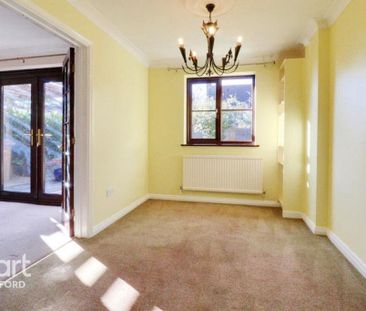 4 bedroom detached house to rent - Photo 6