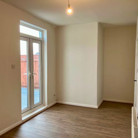3 bed terraced house to rent in Belle Vue Road, Middlesbrough, TS5 - Photo 4