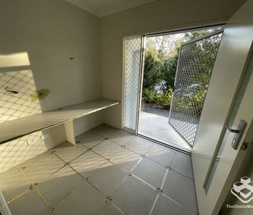 IMMACULATELY FAMILY HOUSE - Photo 2