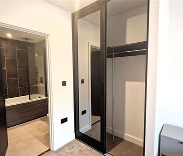 AVAILABLE 8TH APRIL | ONE BEDROOM WITH BALCONY | FIRST FLOOR | LOCA... - Photo 4