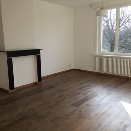 Appartement te huur - Photo 1