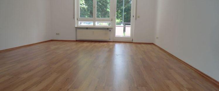 Wunderschöne Etagenwohnung mit Balkon - Photo 1