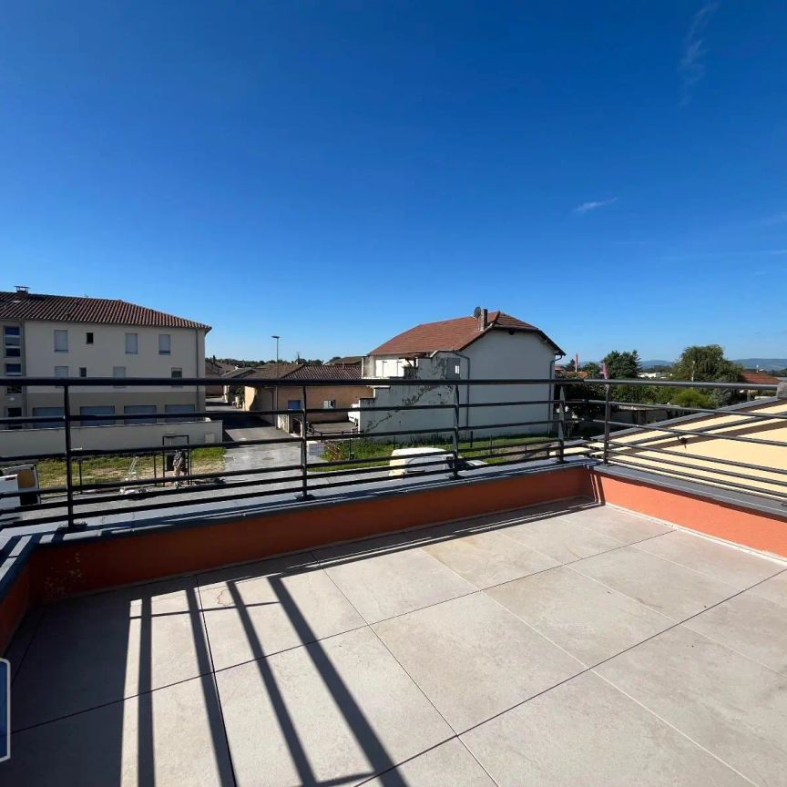 Appartement à louer 4 pièces 86.36m² - Photo 1