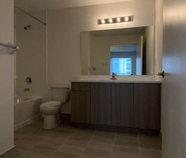 For Lease - 20 Orchid Place Drive Unit# 505, Toronto, Ontario - Photo 6