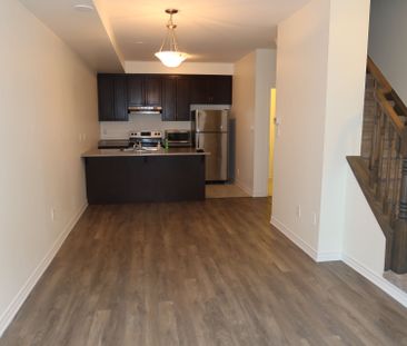 For Lease - 45 Heron Park Place Unit# 5, Toronto, Ontario - Photo 2