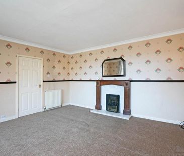 3 bedroom detached bungalow to rent - Photo 1