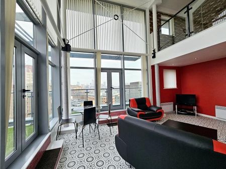 2 bedroom penthouse to rent - Photo 4