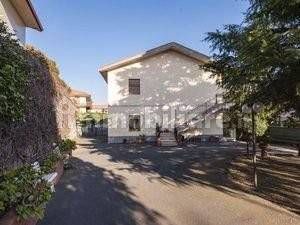 Villa bifamiliare via Luigi Pirandello 29, Centro, Pedara - Photo 4