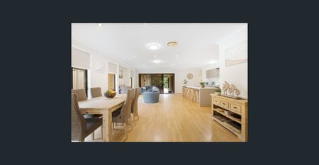 Five Bedroom Home - Photo 3