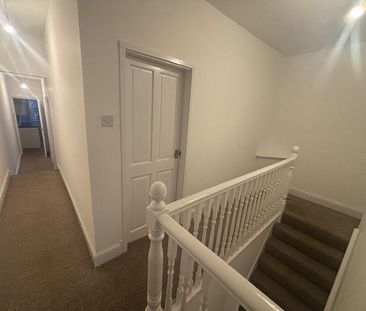 1 bedroom property to rent - Photo 2