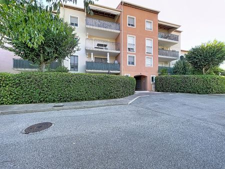 Location Appartement 2 pièces 39m² - Photo 4