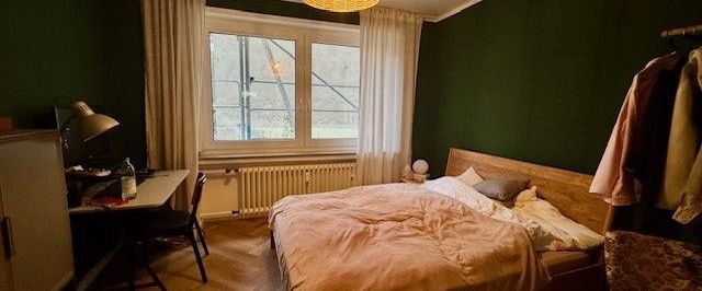 Schöne Erdgeschosswohnung mit modernem Bad ab dem 01.02.2026 - Photo 1