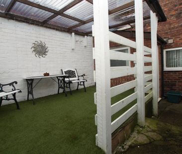 Terraced House in Gloucester Road, Currock, Carlisle - Photo 3