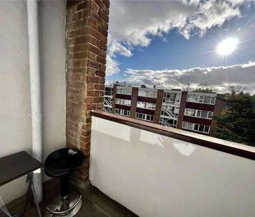 Lindum Court, Princess Road, Poole, BH12 - Photo 6