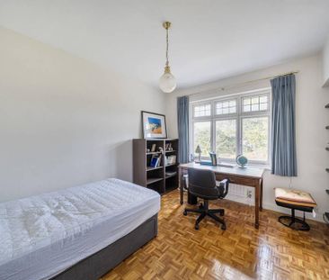 4 bedroom detached house to rent - Photo 5