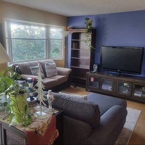 Furnished Large2 BR-1250sqft-condo-walk to downtown, direct bus to UBC - Photo 2