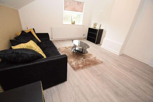 Northumberland Road, Trafford, Manchester, M16 - Photo 1