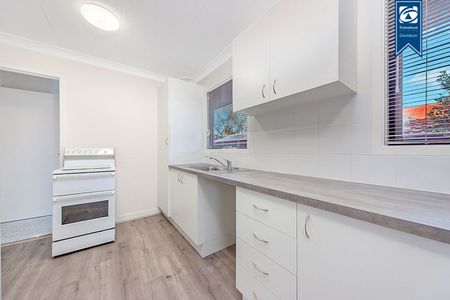 Spacious and Cozy Home - Photo 3