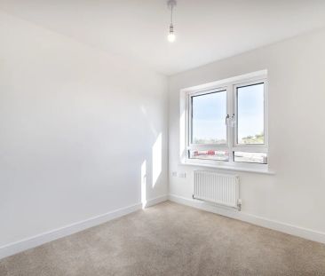 3 bedroom detached house to rent - Photo 5