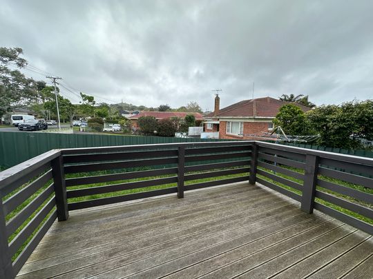 15 Tawhiri Road, One Tree Hill - Photo 1