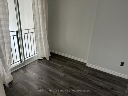 Townhouse For Lease | C8141670 - Photo 4