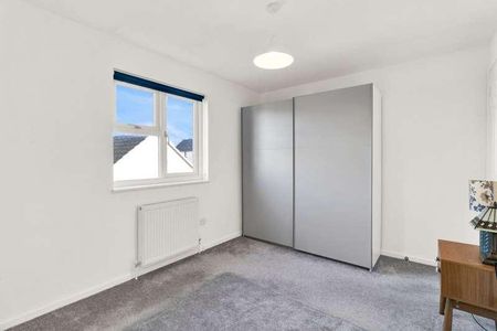 Woodhouse Close, Cirencester, Gloucestershire, GL7 - Photo 2