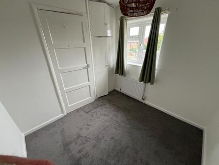 Vineyard Drive, Newport - Photo 3