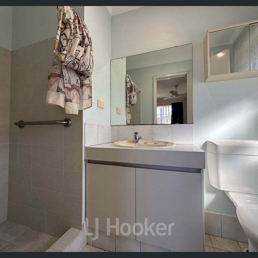 Spacious Unit in the Heart of Eaton! - Photo 1