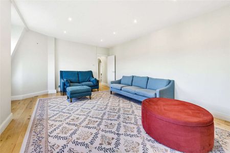 A modern 3 bedroom, top floor flat in Marylebone. - Photo 3
