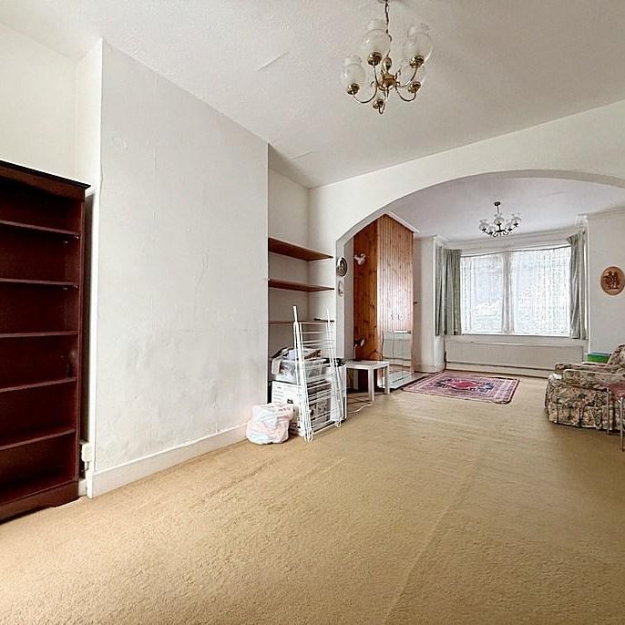 3 bedroom terraced house to rent - Photo 1