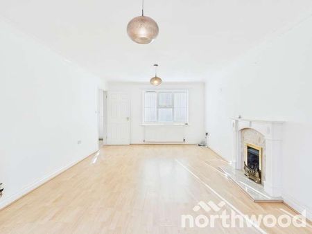 Frank Edinger Close, Kennington, Ashford, TN24 - Photo 3