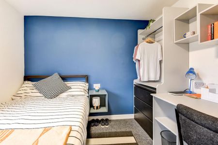 6 bedroom house to rent - Photo 2