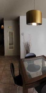 LIBRE - Magnifique logement 3 1/2 à louer meublé + jardin + stationnement gratuit - Photo 4