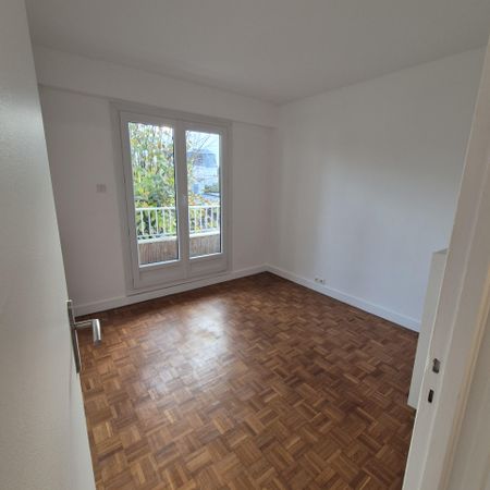 Location Appartement 3 pièces 56m² ST MAUR DES FOSSES 94210 - Photo 2