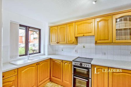 Palmerston Lodge, Chelmsford, CM2 - Photo 2