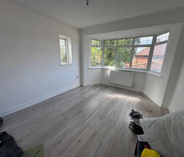 4 bedroom detached house to rent - Photo 4