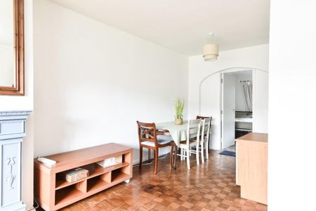 4 bedroom semi-detached house to rent - Photo 5